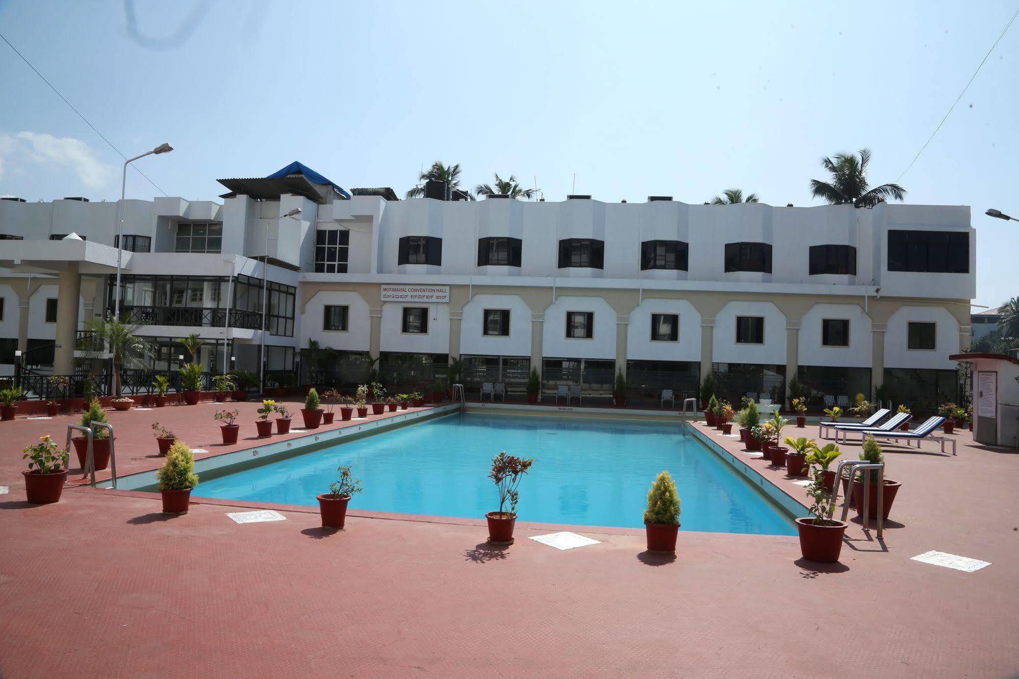 Moti Mahal Hotel Мангалор Екстериор снимка