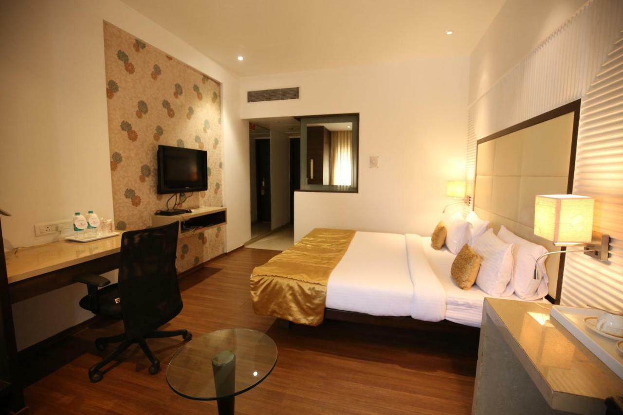 Moti Mahal Hotel Мангалор Екстериор снимка