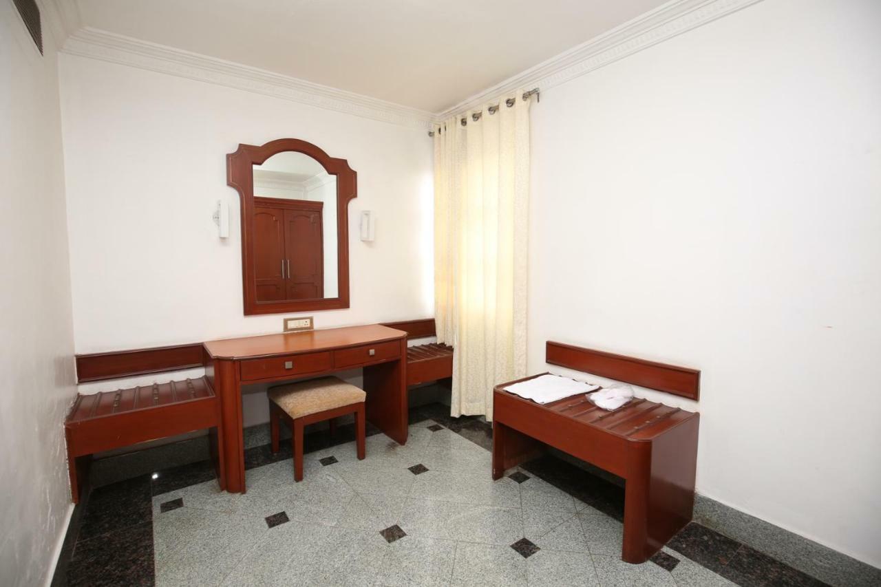 Moti Mahal Hotel Мангалор Екстериор снимка